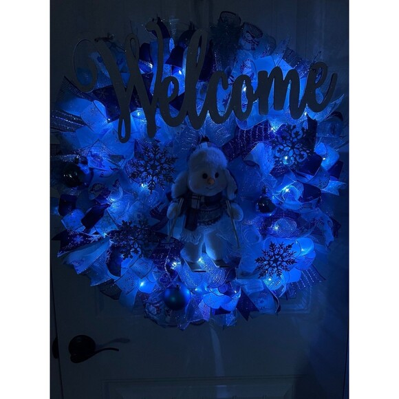 XL Handmade Christmas Holiday Skiing Snowman Ribbon Prelit Wreath 26 ins LED - Picture 12 of 12